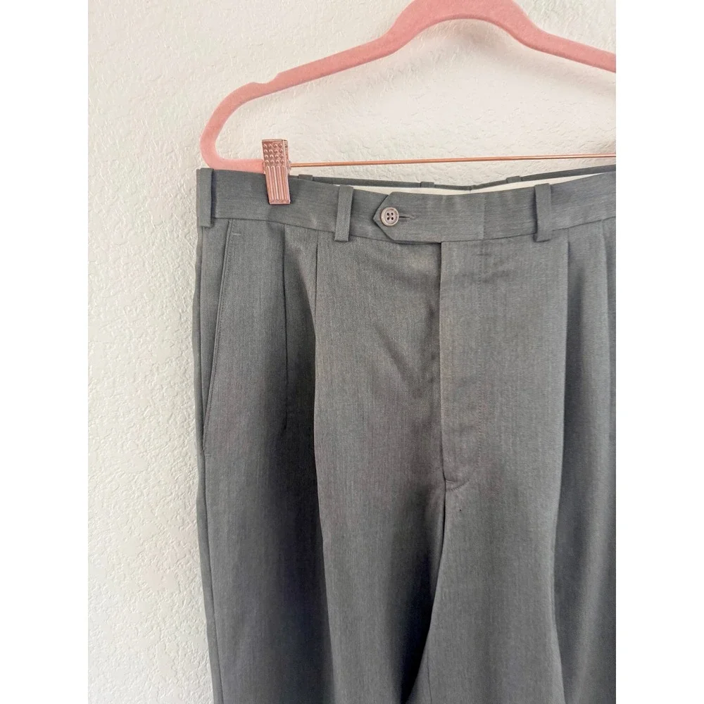 Vintage Nordstrom Trousers 100% Pure Virgin Wool Gray Pleated Made in USA 33x26